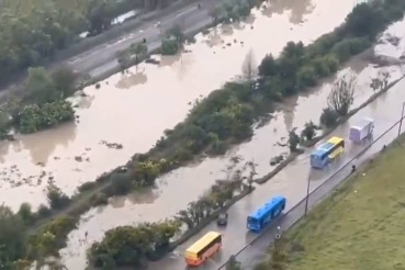 Galán aseguró que inundación en AutoNorte era inevitable y se debe avanzar en obra