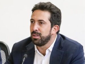 Nuevos impuestos de conmoción son el abrebocas de una reforma tributaria estructural: Minhacienda